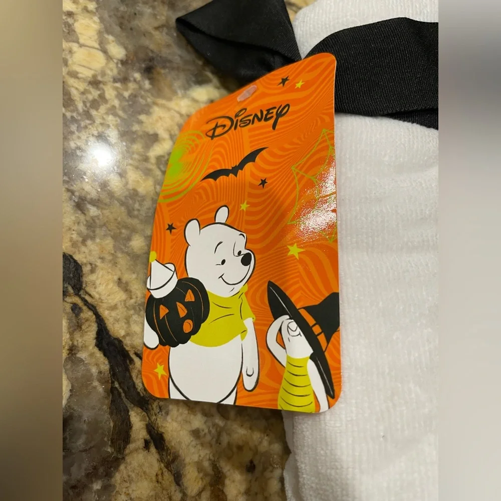 Disney Winnie the Pooh set of 2 hand towels   100% Cotton NEW - witches hat